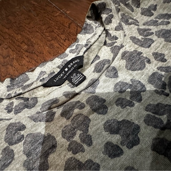 Lucky Brand Gray Leopard Print shirt dress - Picture 4 of 6